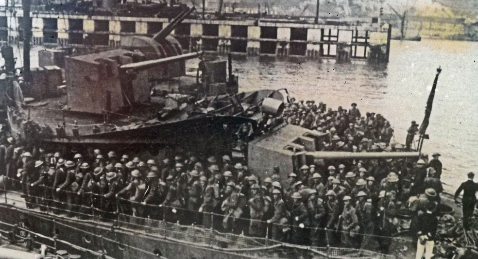 Dunkirk reality - packed ships deck