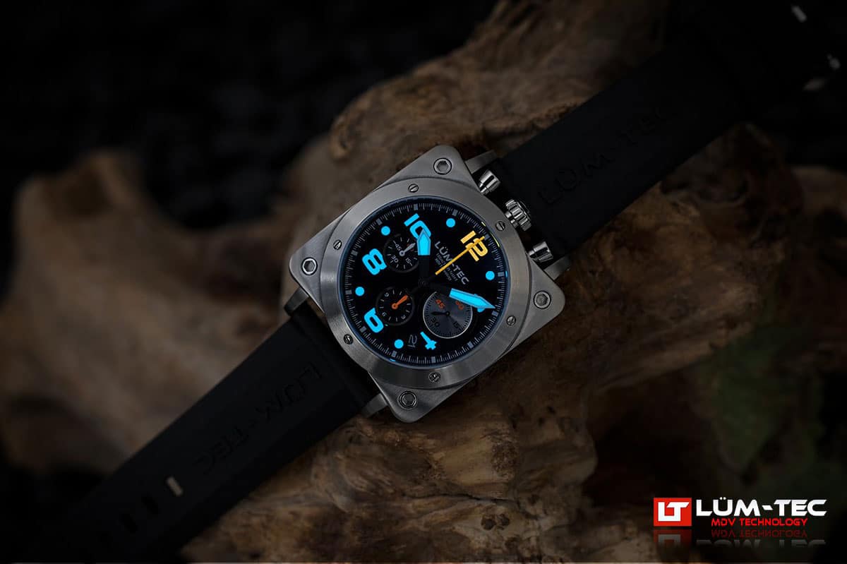 Lum-Tec Bull42 lume in dark