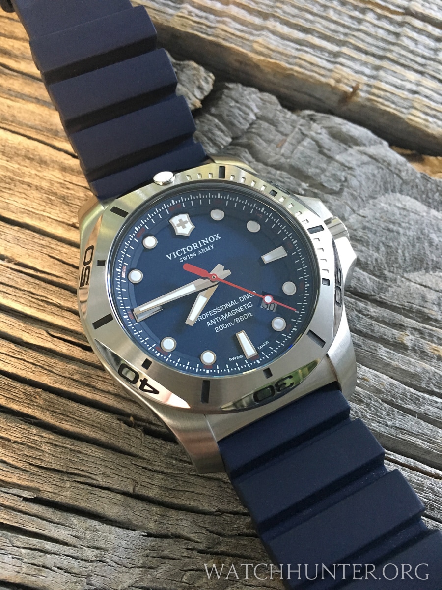 MEET THE WATCH: Victorinox Swiss Army I.N.O.X. Professional Dive