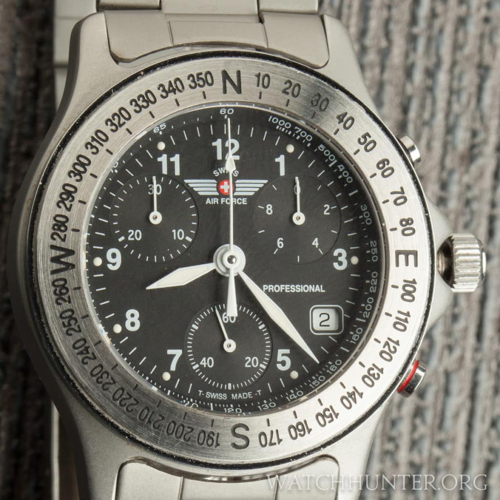 9G-400 has a well-designed dial
