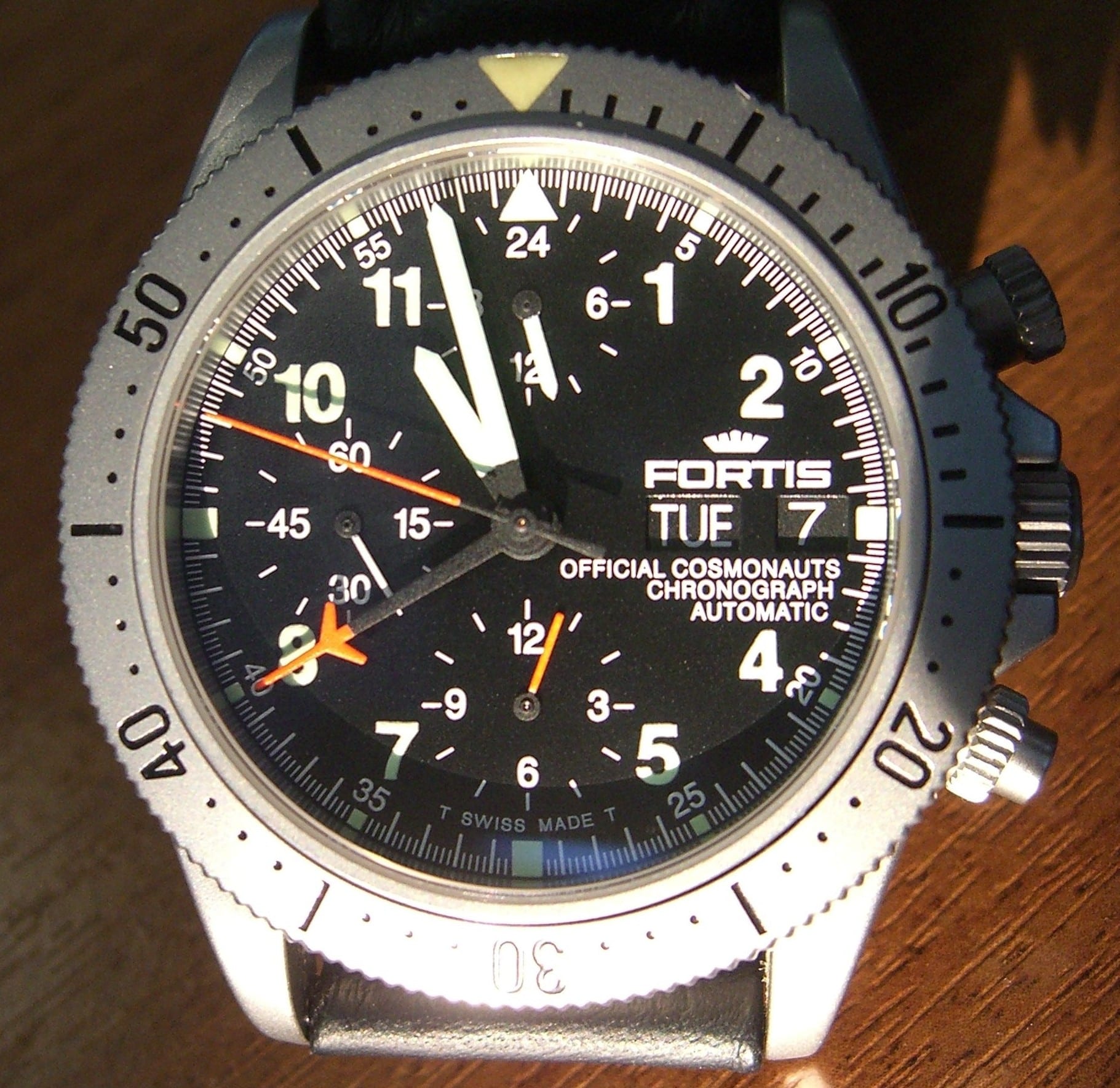 WATCH DESIGN Victorinox Swiss Army 60 60 Central Minutes