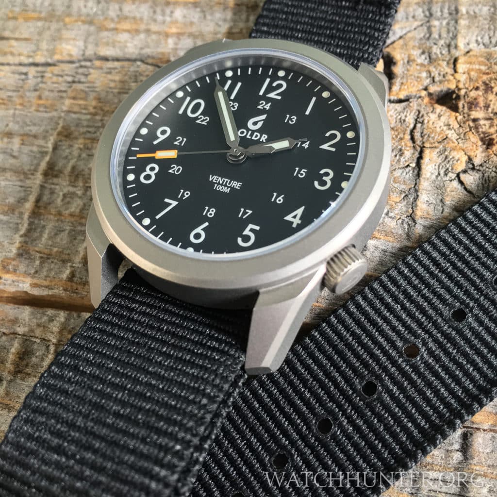 BOLDR Venture has a classic field watch style