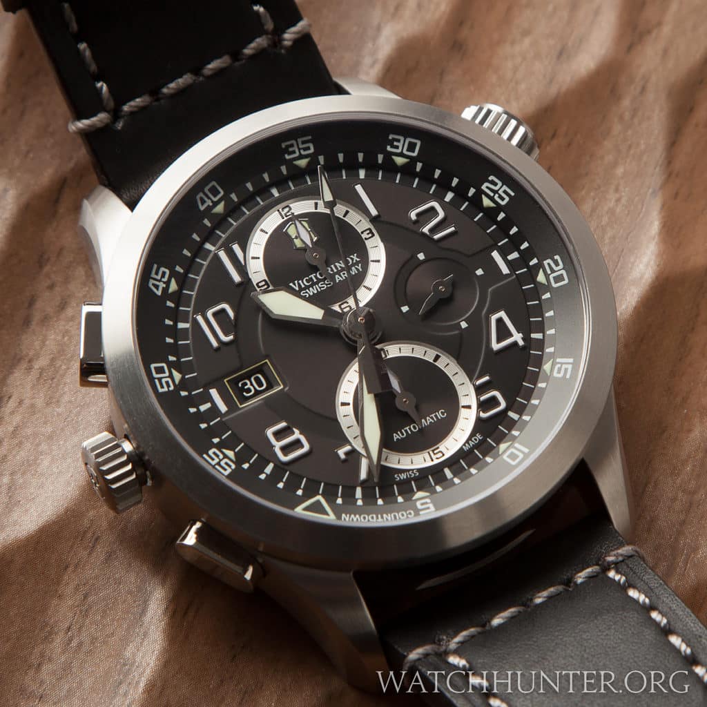 Victorinox Swiss Army Airboss Mach 8 is a complex looking timepiece