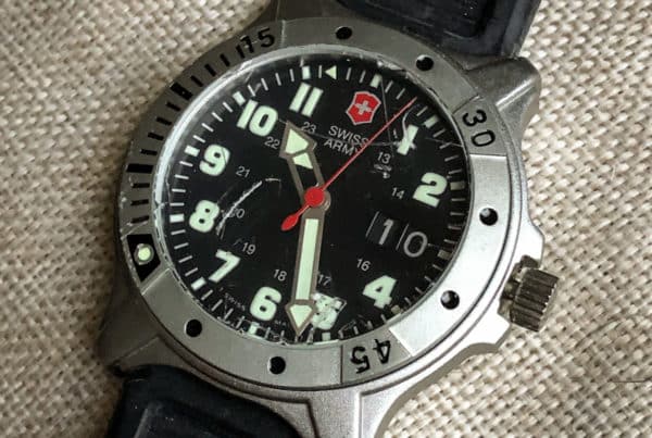 WATCH REVIEW: Victorinox Swiss Army Centurion Big Date