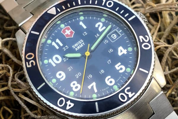 WATCH REVIEW: Victorinox Swiss Army Lancer 100