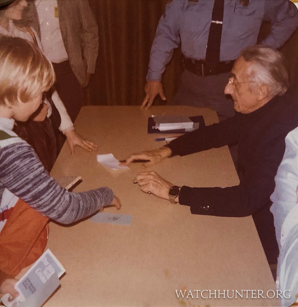 WATCH SPOTTING: When I Met Jacques Cousteau and His Quartz Watch - Watch  Hunter - Watch Reviews, Photos and Articles