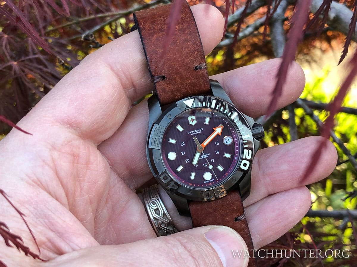 MEET THE WATCH: Victorinox Swiss Army Dive Master 500 Midsize