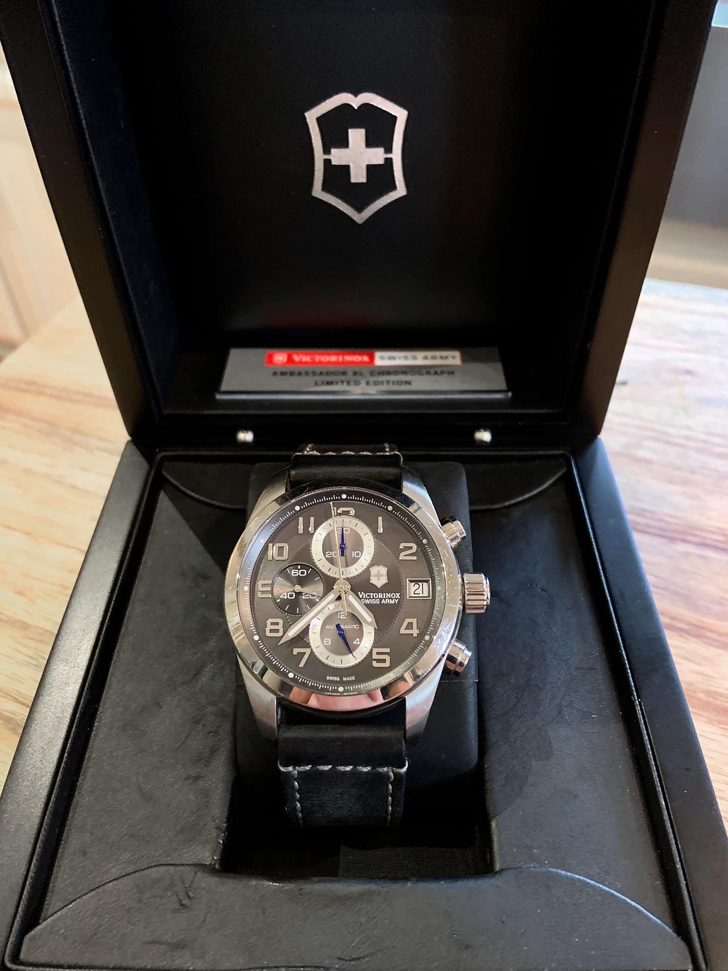 Victorinox ambassador watch clearance