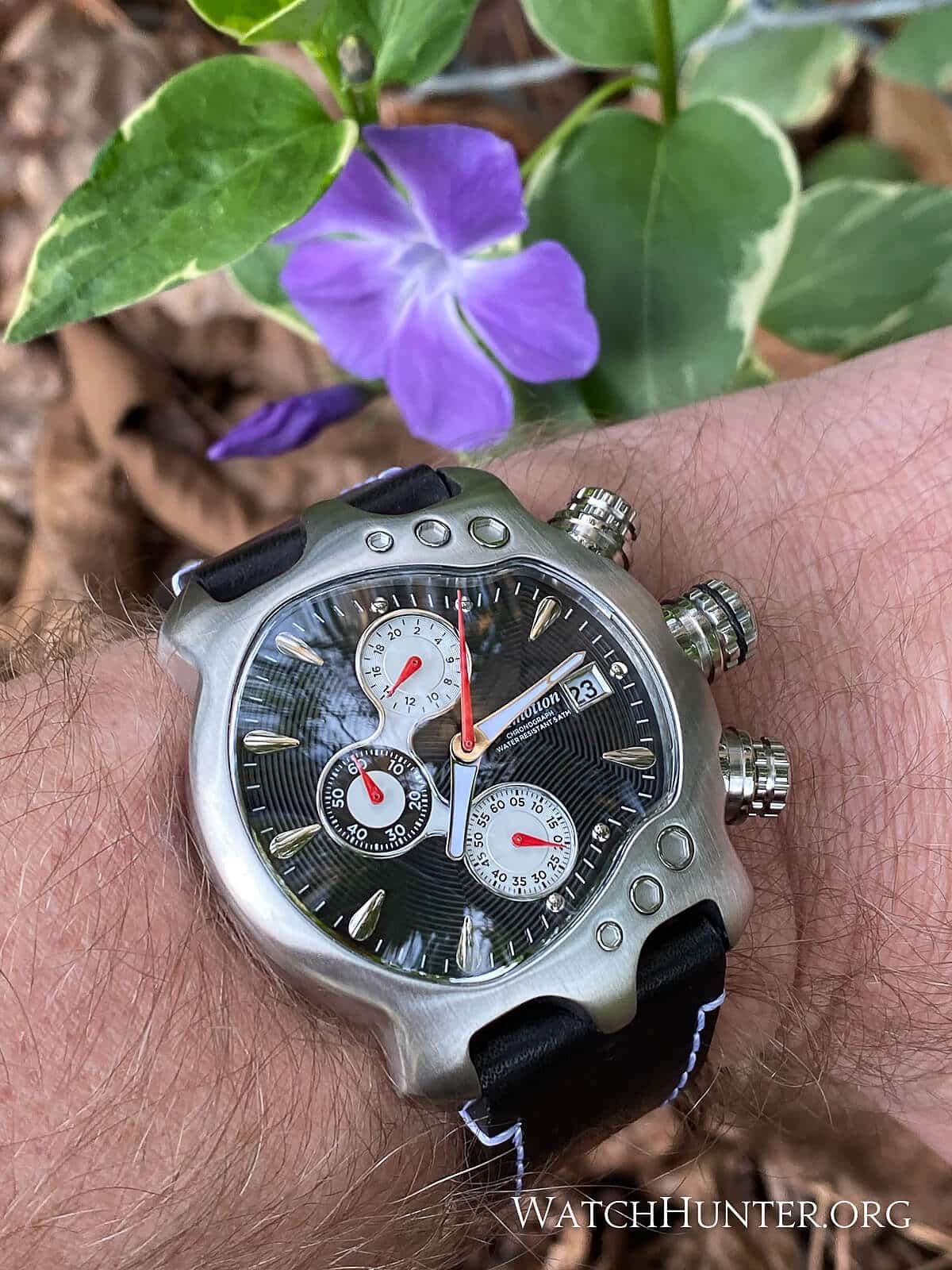 WRISTWATCH REWIND 2021 Formotion N Wave Chronograph Watch