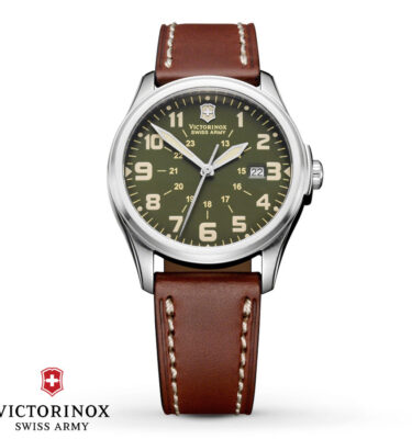 Victorinox Swiss Army – 241309 – Infantry Vintage Mid-Size, Green Dial, Bracelet