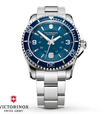 Victorinox Swiss Army – 241602 – Maverick GS Large, Blue Dial and Bezel, Bracelet