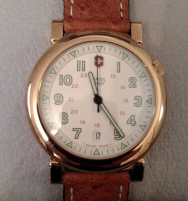 Victorinox Swiss Army – 24247 – Golden Delta, Large