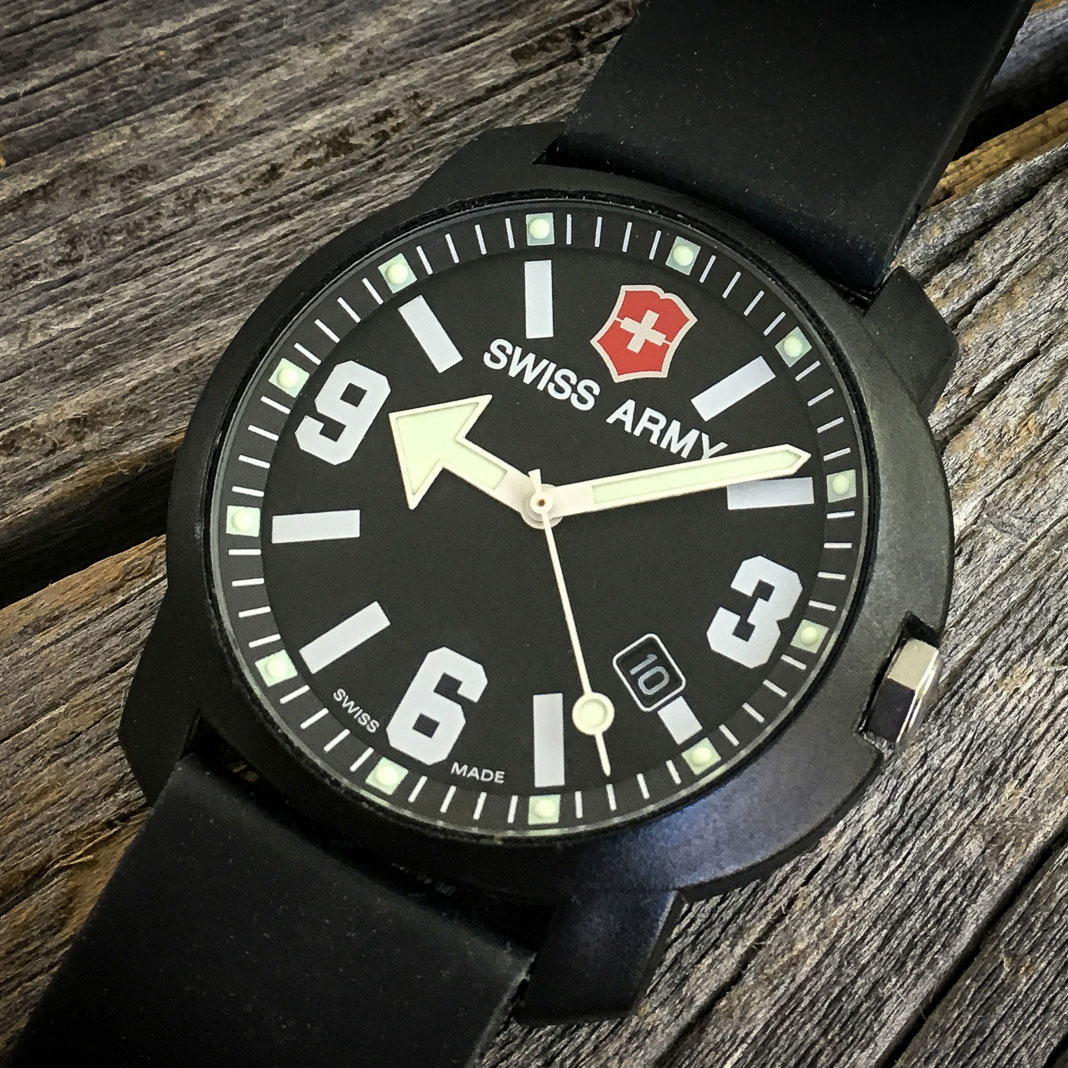 Victorinox Swiss Army 24533 Recon Watch Hunter Watch Reviews